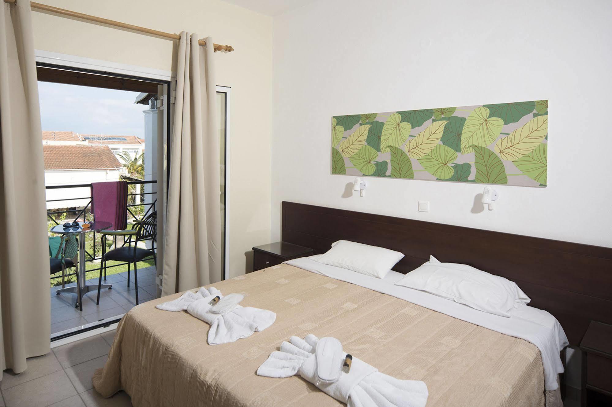 Metaxa Apartments Kavos Luaran gambar