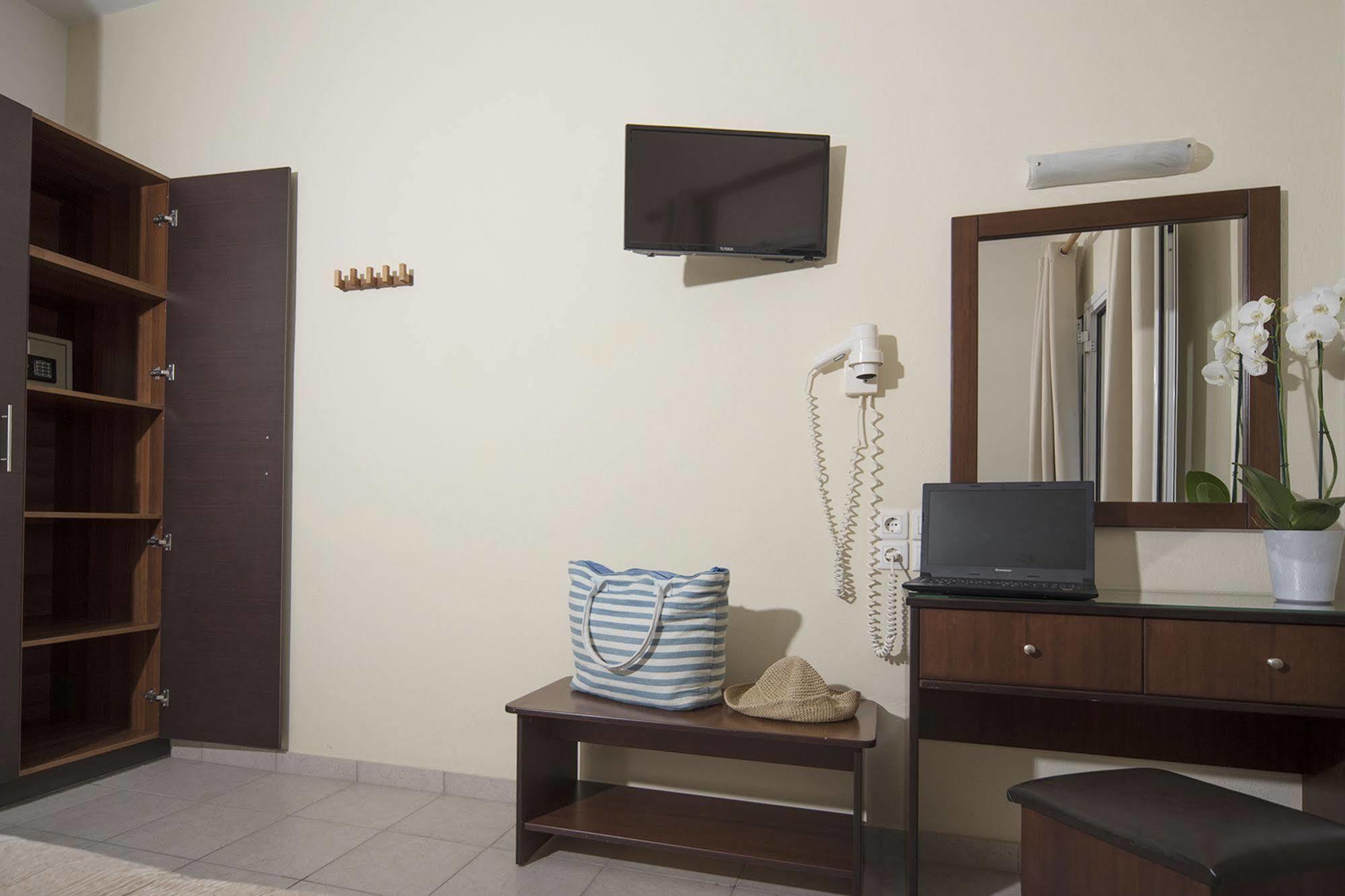 Metaxa Apartments Kavos Luaran gambar