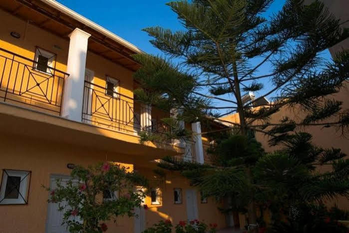 Metaxa Apartments Kavos Luaran gambar