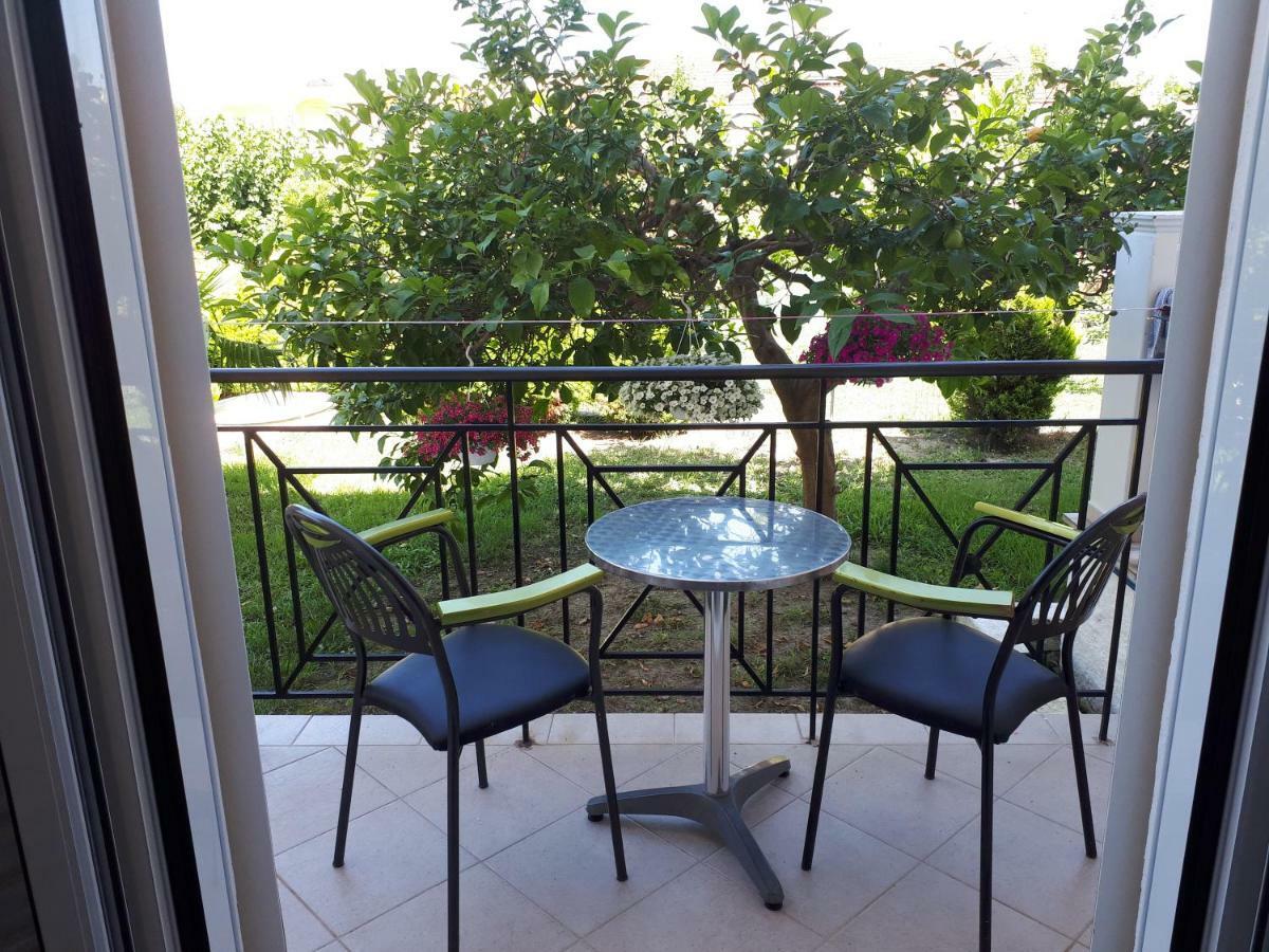 Metaxa Apartments Kavos Luaran gambar